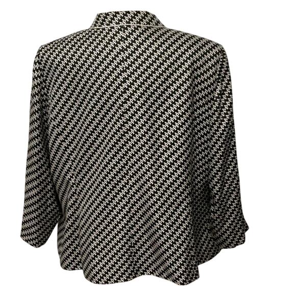 Adrianna Papell Woman Black Classic White Logo Monogram 100% Silk Blazer Size 24 - Picture 5 of 8